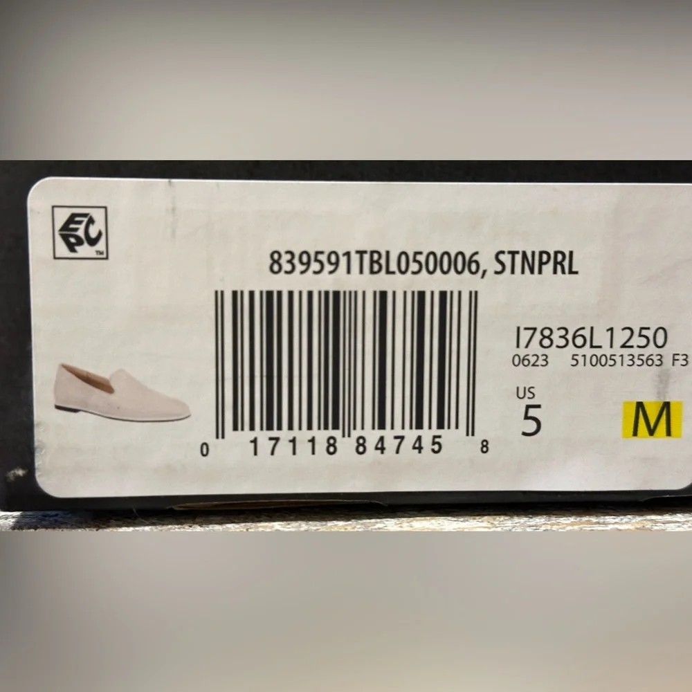 Naturalizer Effortless Square Toe Loafers - NIB